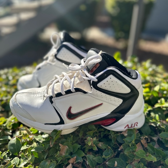 Nike Air PT Baller Sneakers
Basketball Shoes size 9.5 - Picture 3 of 5